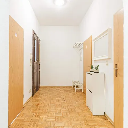 Апартаменты Enjoy Your With Dkn - Mon-sun - Late Night Check-in - Multilanguage - Near Railway Station - Witamy Serdecznie *