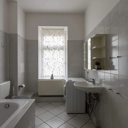 Apartamento Enjoy Your With Dkn - Mon-sun - Late Night Check-in - Multilanguage - Near Railway Station - Witamy Serdecznie