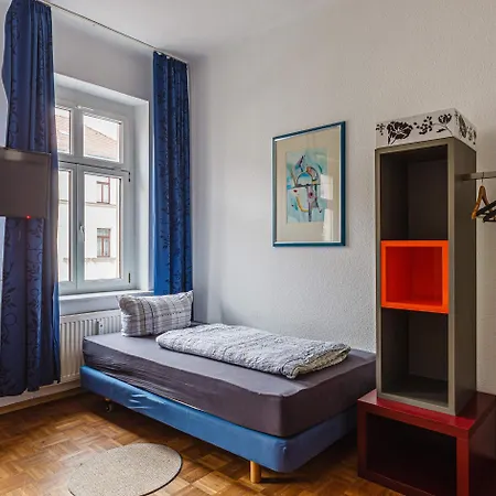 Enjoy Your With Dkn - Mon-sun - Late Night Check-in - Multilanguage - Near Railway Station - Witamy Serdecznie Apartamento Leipzig