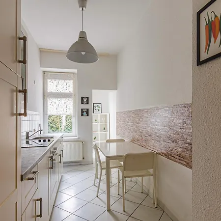 Enjoy Your With Dkn - Mon-sun - Late Night Check-in - Multilanguage - Near Railway Station - Witamy Serdecznie Leipzig