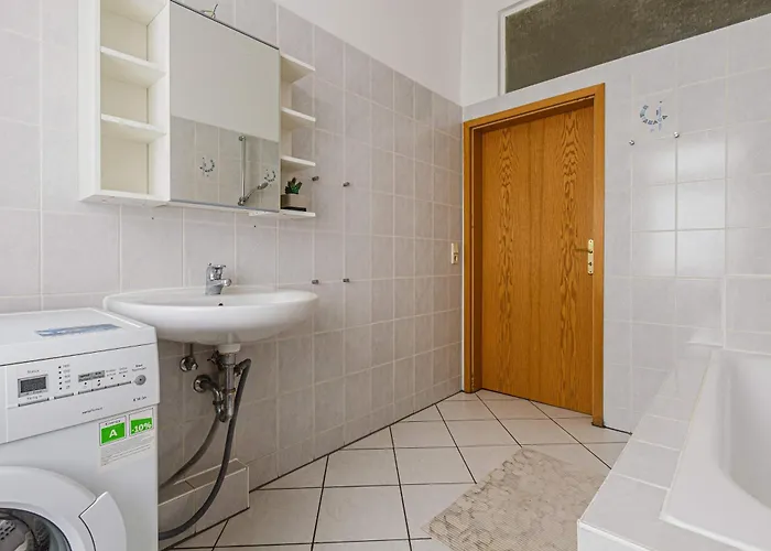 Enjoy Your With Dkn - Mon-sun - Late Night Check-in - Multilanguage - Near Railway Station - Witamy Serdecznie Apartament Lipsk