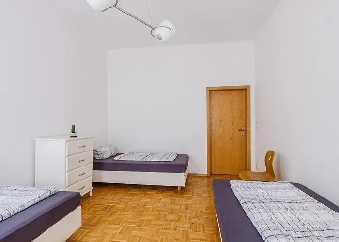 Apartament Enjoy Your With Dkn - Mon-sun - Late Night Check-in - Multilanguage - Near Railway Station - Witamy Serdecznie