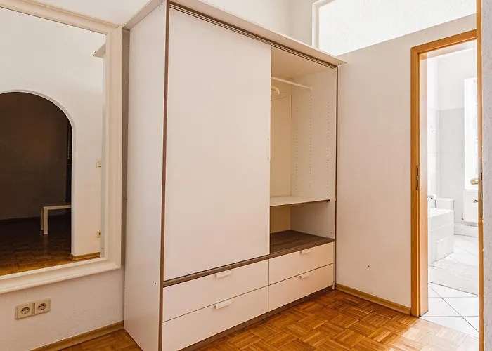 Enjoy Your With Dkn - Mon-sun - Late Night Check-in - Multilanguage - Near Railway Station - Witamy Serdecznie Apartament *